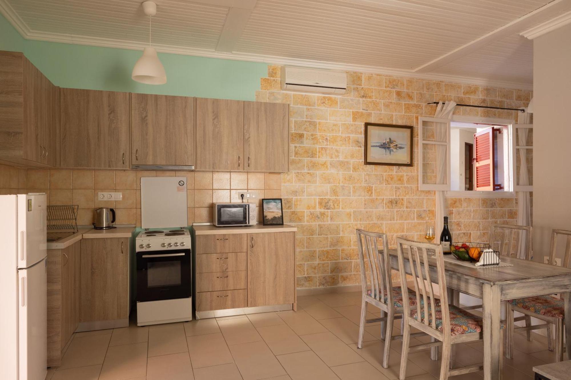 The Village Cottage - Benitses Бенитсес Экстерьер фото